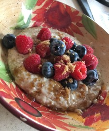 berry-oatmeal